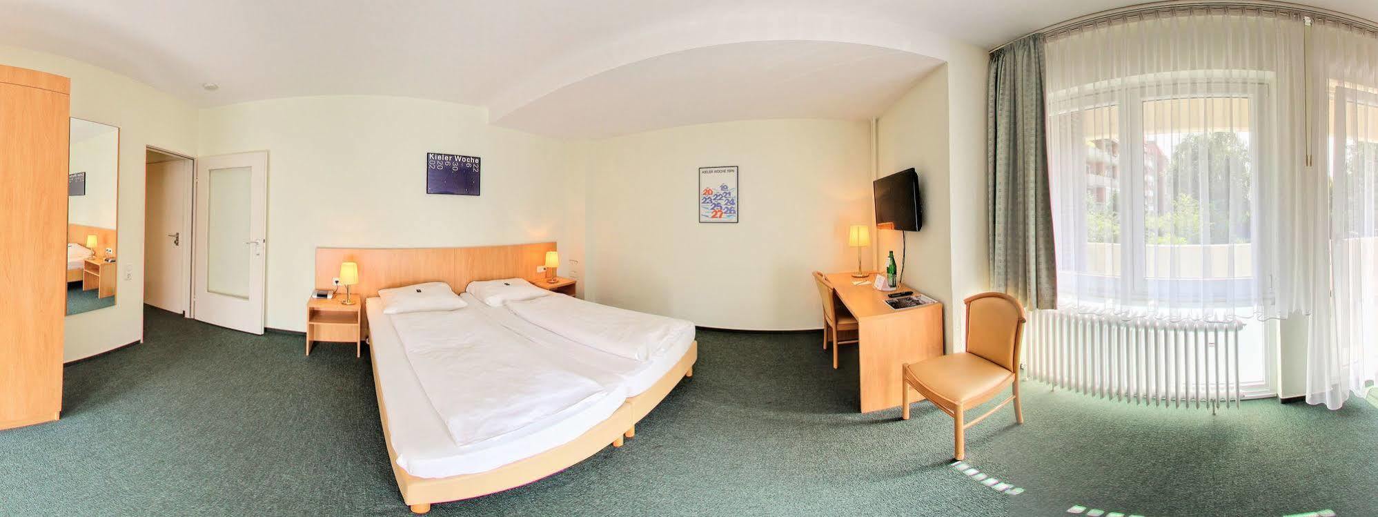 Hotel Wiking Kiel Exterior foto